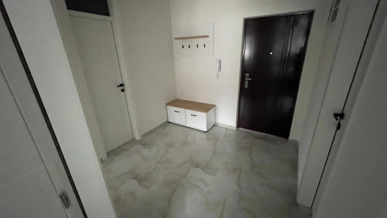 Apartman Lux Διαμέρισμα Zepce Εξωτερικό φωτογραφία