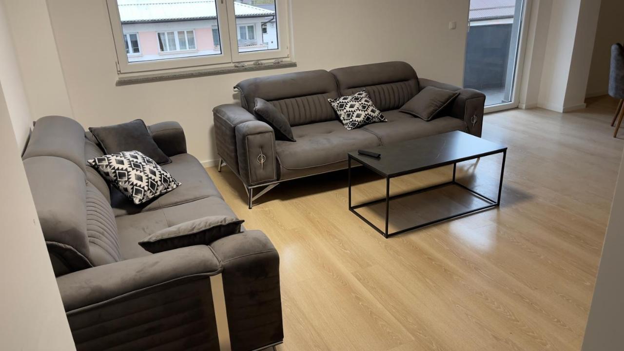 Apartman Lux Διαμέρισμα Zepce Εξωτερικό φωτογραφία